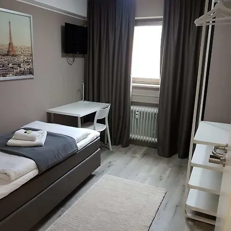 Nuernberg Castle Apartment *